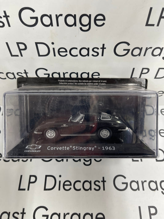 EDICOLA 1963 Chevrolet Corvette Stingray Black 1:43 Diecast Euro