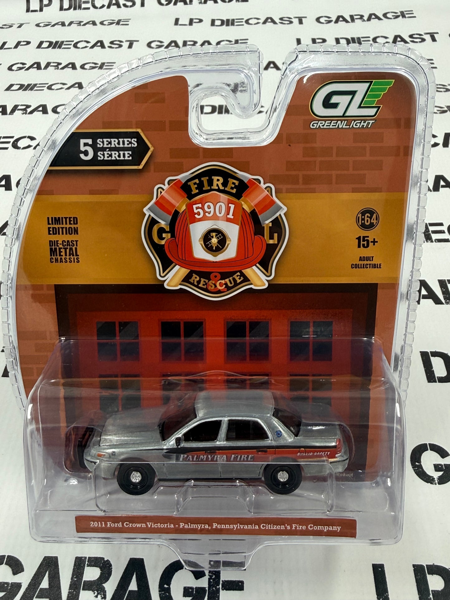 RAW CHASE GREENLIGHT 2011 Ford Crown Victoria Palmyra PA 1:64 Diecast Fire Rescue