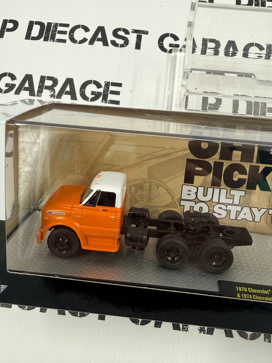 M2 Haulers 1970 Chevrolet C60 & 1974 Chevrolet Cheyenne Super 30 Blue 1:64 Diecast