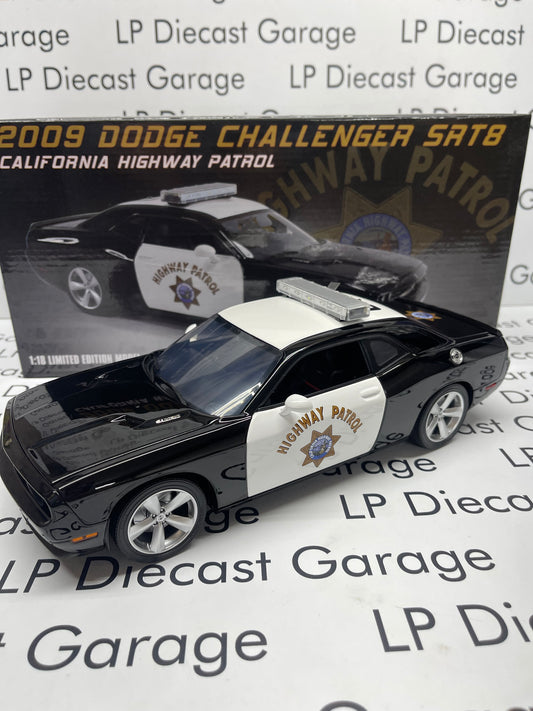 ACME 2009 Dodge Challenger SRT8 California Highway Patrol Police Car A1806025 1:18 Diecast