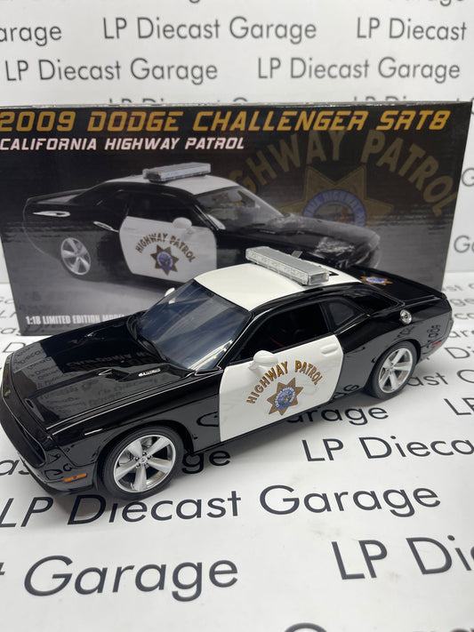 ACME 2009 Dodge Challenger SRT8 California Highway Patrol Police Car 1:18 Diecast A1806025