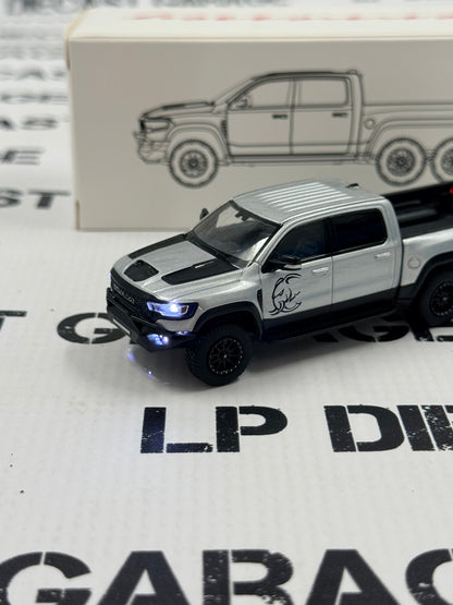 MODEL TRUCK 2022 Ram TRX Mammoth 6X6 Truck Silver 1:64 Diecast w/ LED Lights