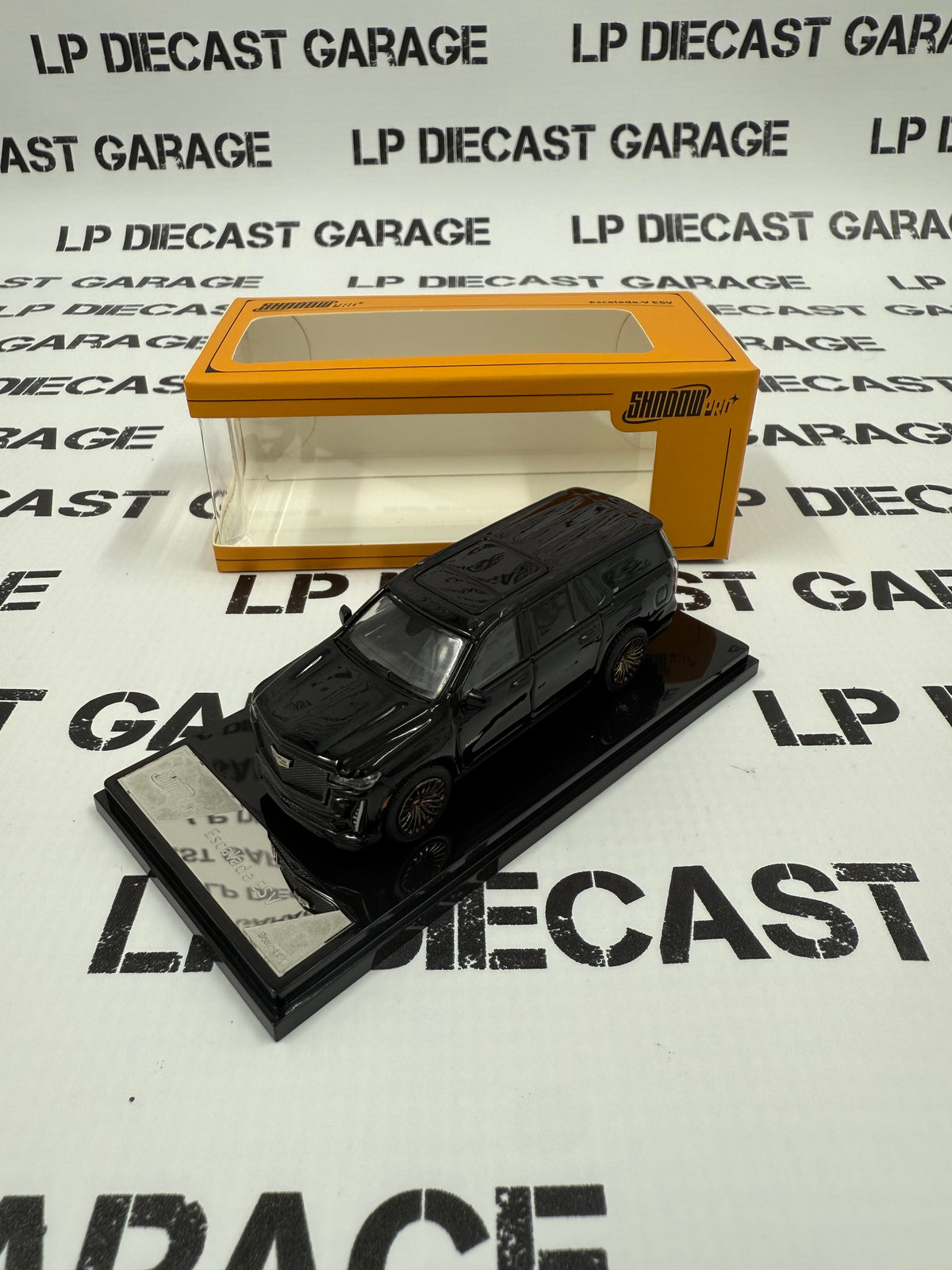 GCD Shadow PRO 2023 Cadillac Escalade ESV Black 1:64 Diecast