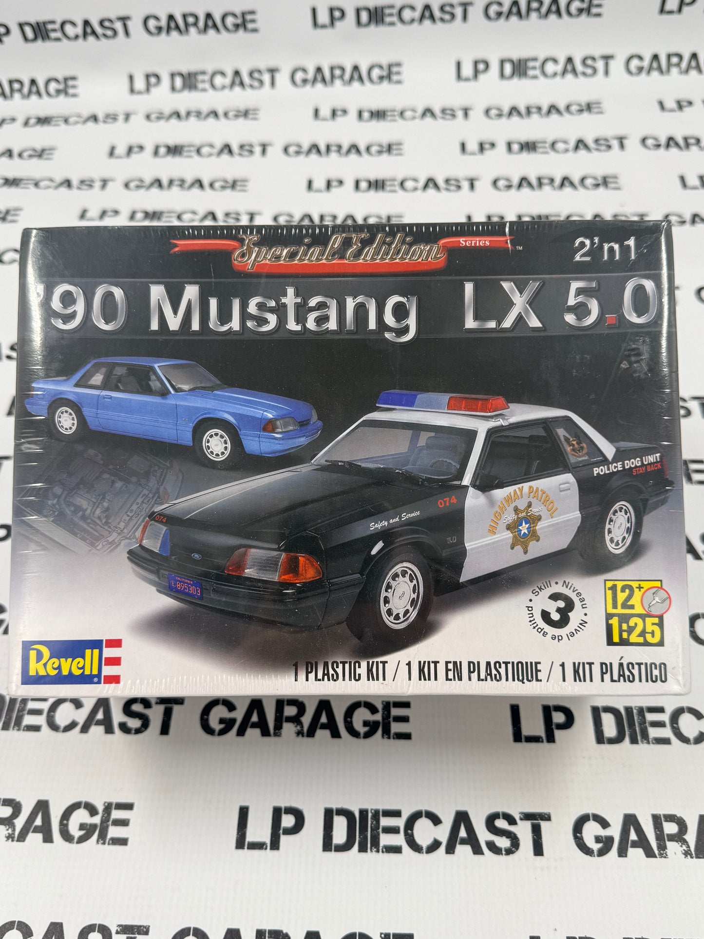 REVELL 1990 Ford Mustang LX Coupe 5.0 Model Kit 1:25 Scale NOT Diecast