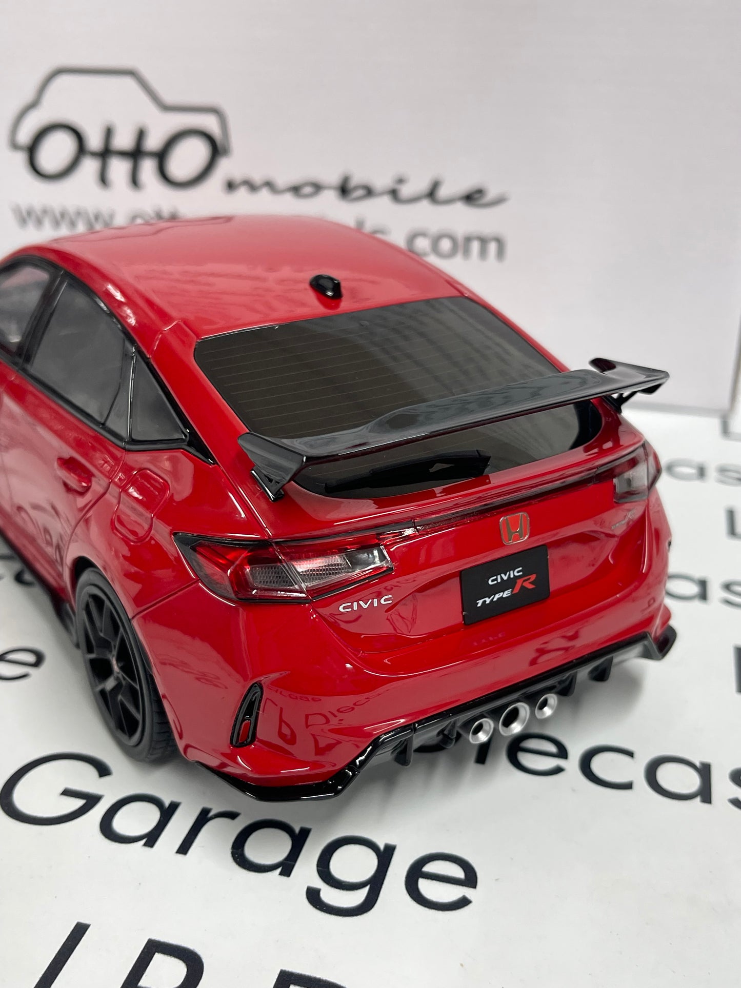 OTTO MOBILE Honda Civic Type R Red 1:18 Scale Resin Model OT440