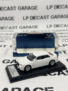 GCD DCT 2013 Chrysler 300C SRT8 White 1:64 Diecast Model