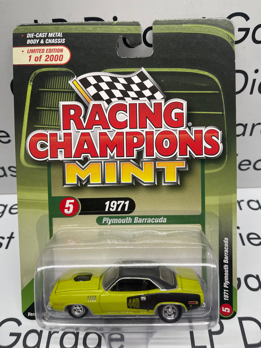 RACING CHAMPIONS Mint 1971 Plymouth Barracuda 440 1:64 Diecast