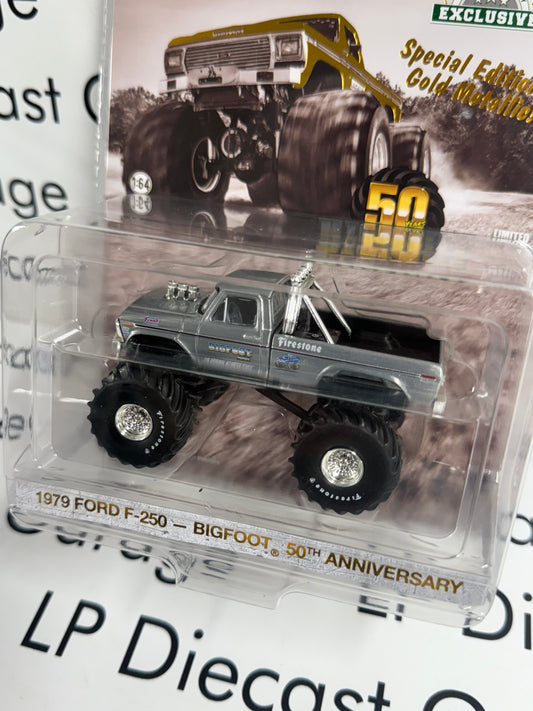RAW CHASE GREENLIGHT 1979 Ford F-250 Bigfoot 50th Anniversary 1:64 Diecast