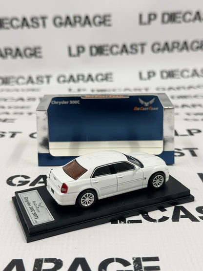 GCD DCT 2013 Chrysler 300C SRT8 White 1:64 Diecast Model