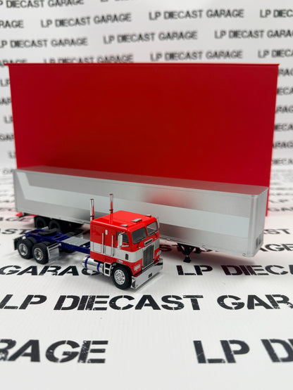MODEL TRUCK Freightliner Semi w/ Trailer Optimus Prime 1:64 Diecast HEC Exclusive
