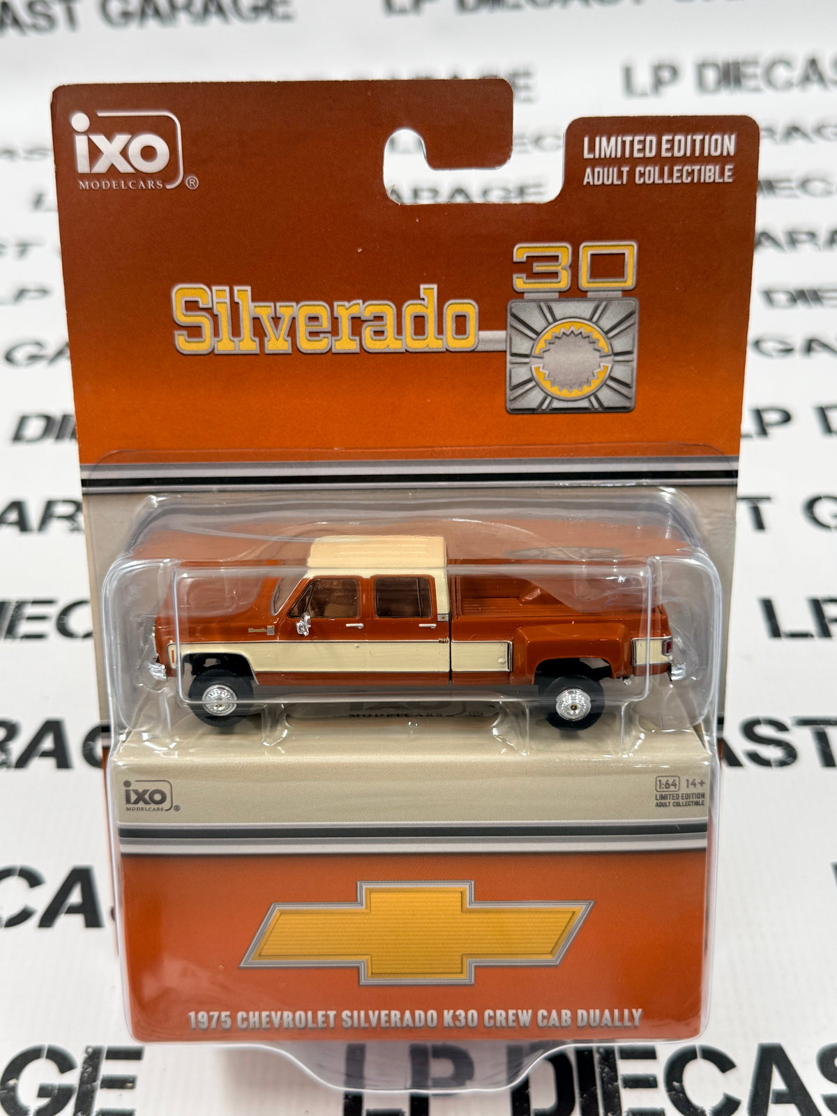 IXO Models 1975 Chevrolet Silverado K30 Dually Orange & Tan 1:64 Diecast