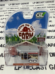 GREENLIGHT Horse Trailer 1:64 Diecast Down on the Farm