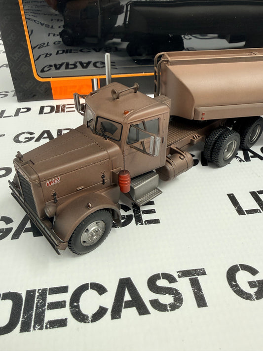 IXO Models 1955 Peterbilt 281 Tanker Truck Trailer DUEL Movie 1:43 Diecast
