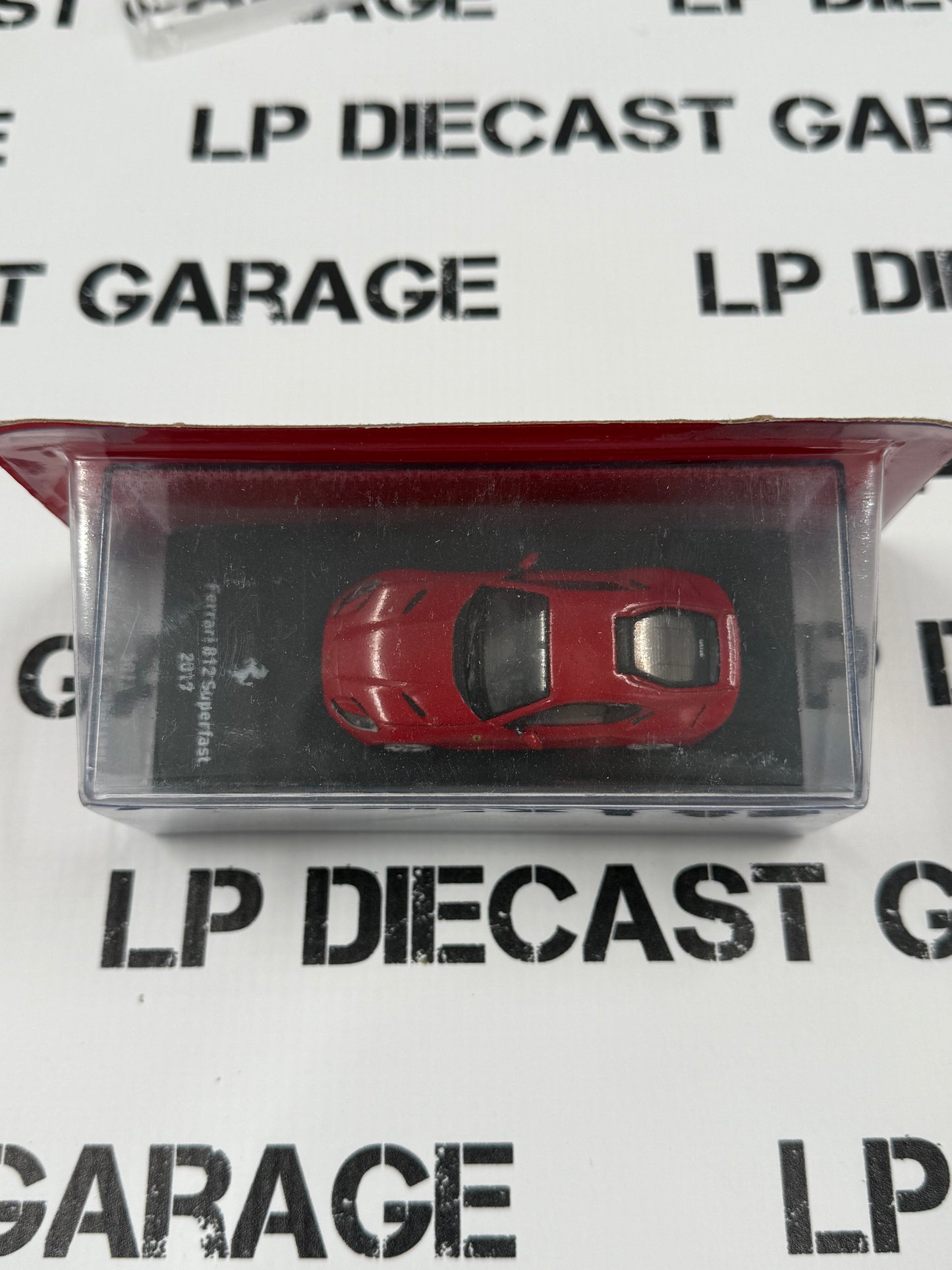 EDICOLA 2017 Ferrari 812 Superfast Red 1:64 Diecast AUCTION