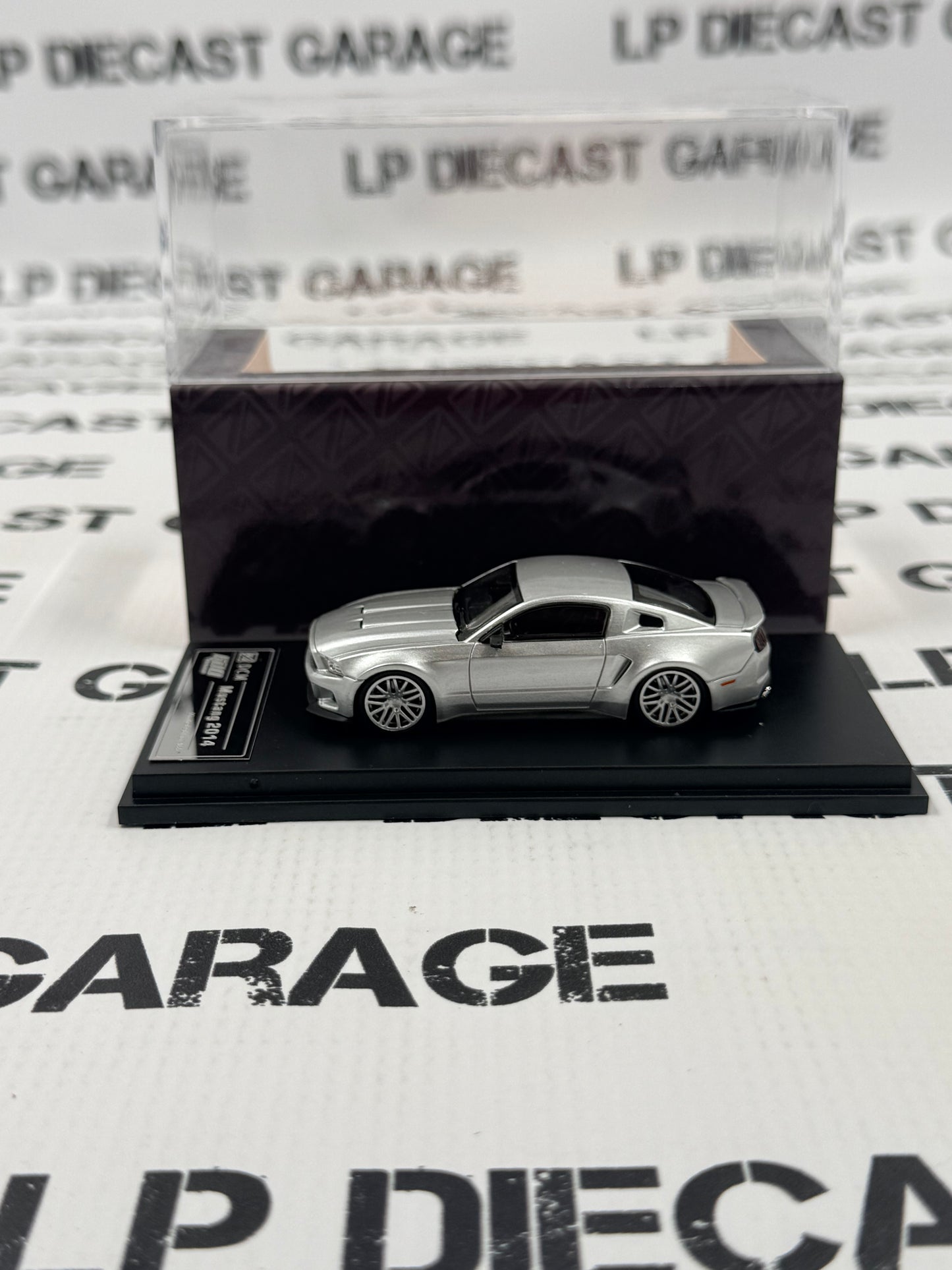DCM Models 2014 Ford Mustang Silver 1:64 Diecast Ghost Player