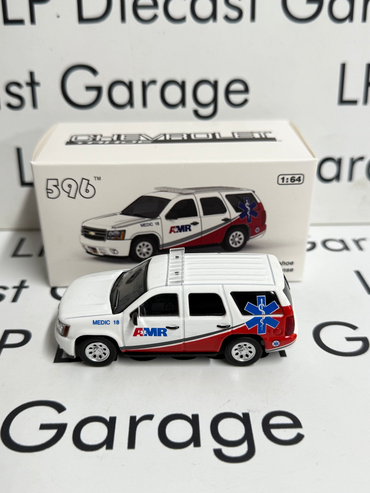 596 Model Chevrolet Tahoe AMR EMS Rescue 1:64 Diecast