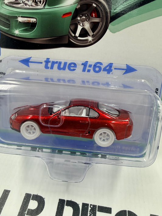 ULTRA RED CHASE AUTO WORLD 1998 Toyota Supra Green 1:64 Diecast Modern Muscle