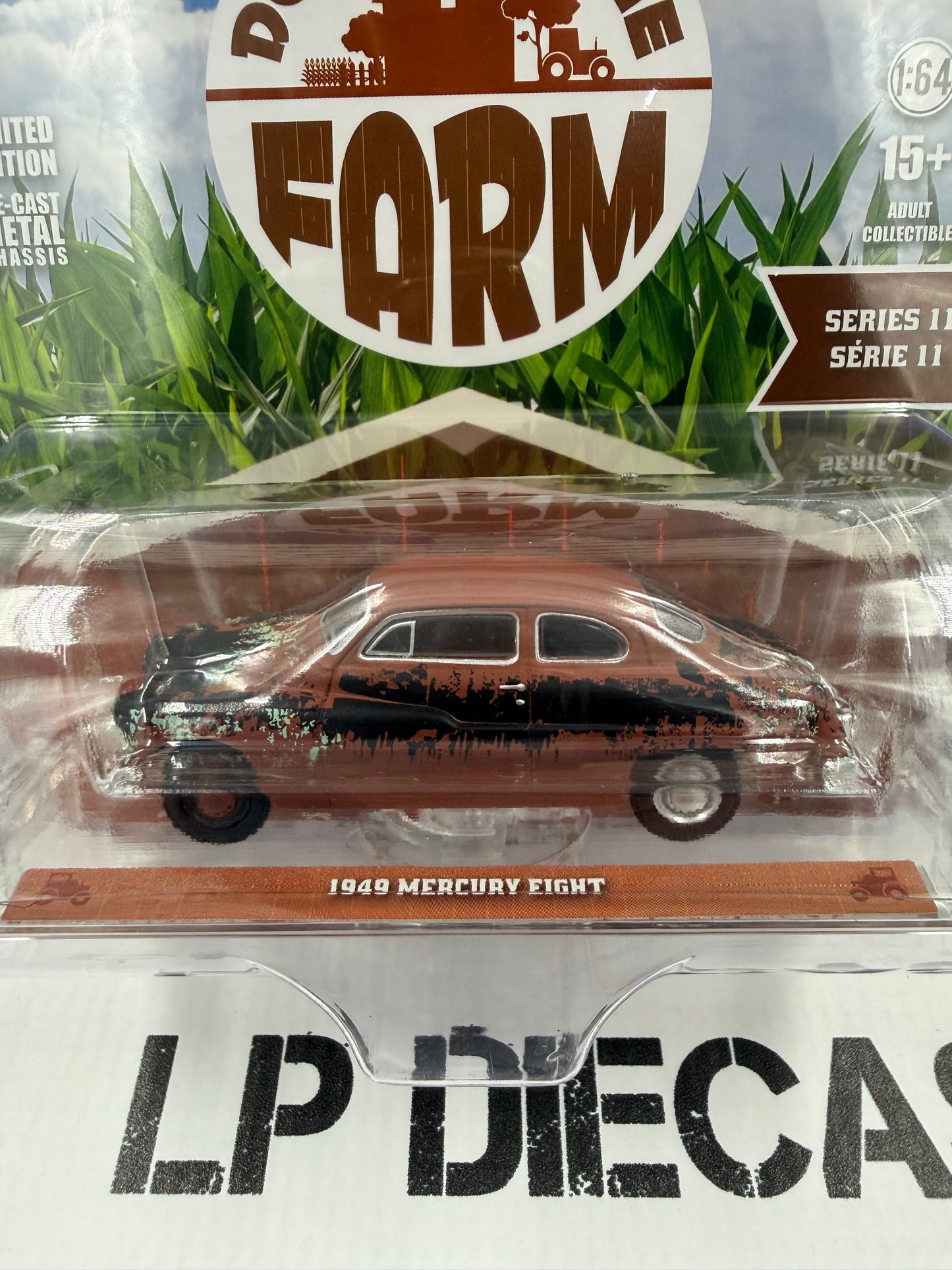 GREENLIGHT 1949 Mercury Eight Rusty 1:64 Diecast Down on the Farm