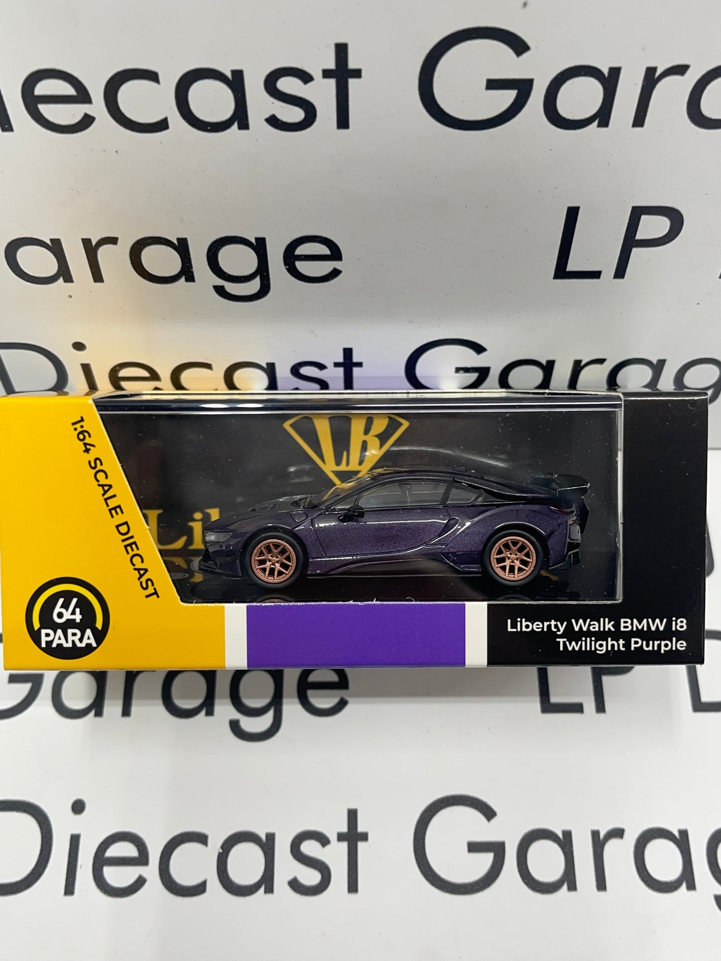 PARAGON MODELS Liberty Walk BMW I8 Twilight Purple 1:64 Diecast