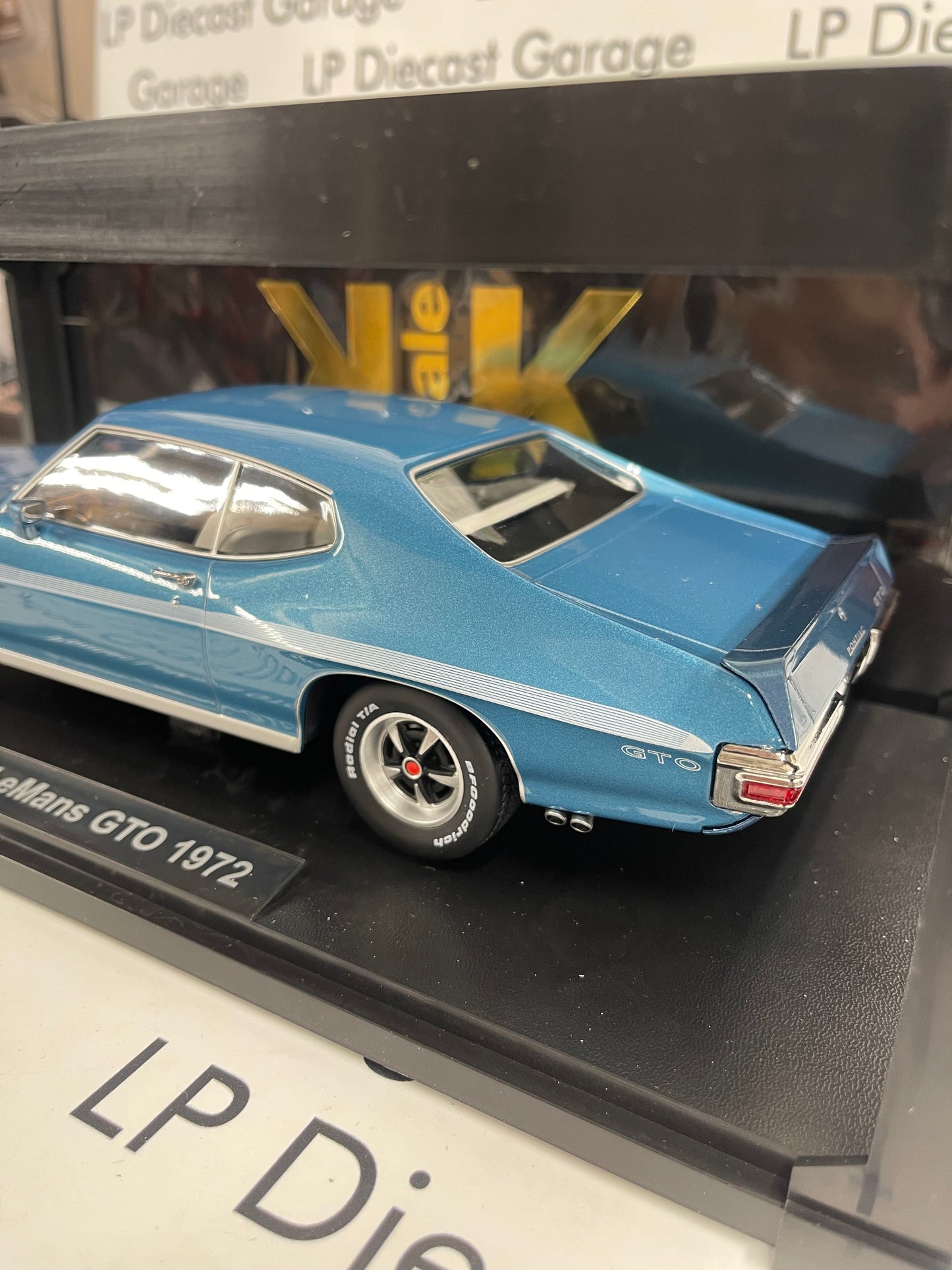 KK Scale 1972 Pontiac LeMans GTO Blue 1:18 Diecast