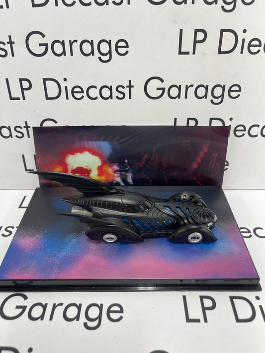 EDICOLA 1995 Batman Forever Batmobile Black w/ Case 1:43 Diecast