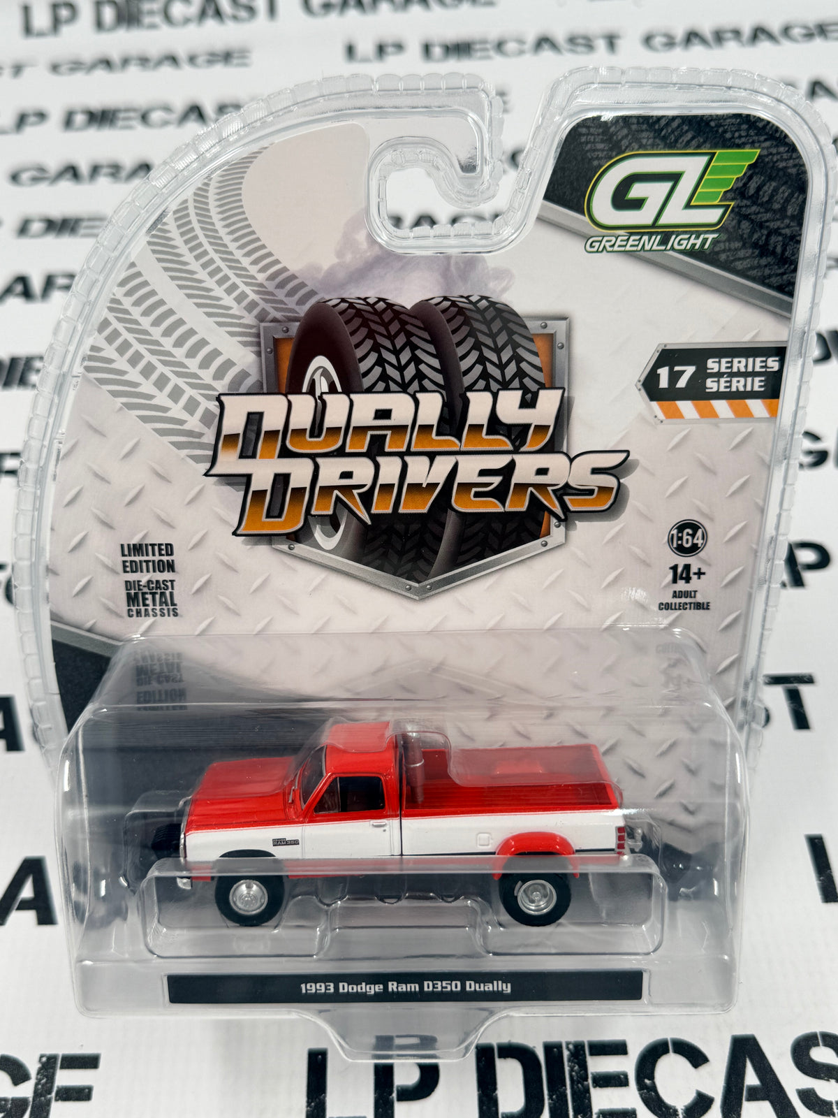 GREENLIGHT 1993 Dodge Ram Dually Pulling Truck Red & White 1:64 Diecast Dually Drivers Series 17