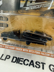 GREENLIGHT 1972 Ford F-350 Ramp Truck & Falcon XB V8 Interceptor 1:64 Diecast Mad Max