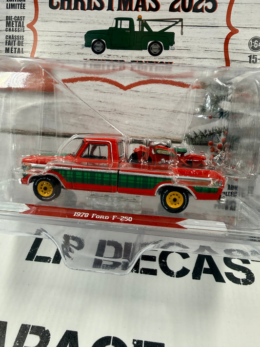 GREENLIGHT 1978 Ford F-250 w/ Motorcycle 1:64 Diecast Christmas 2025
