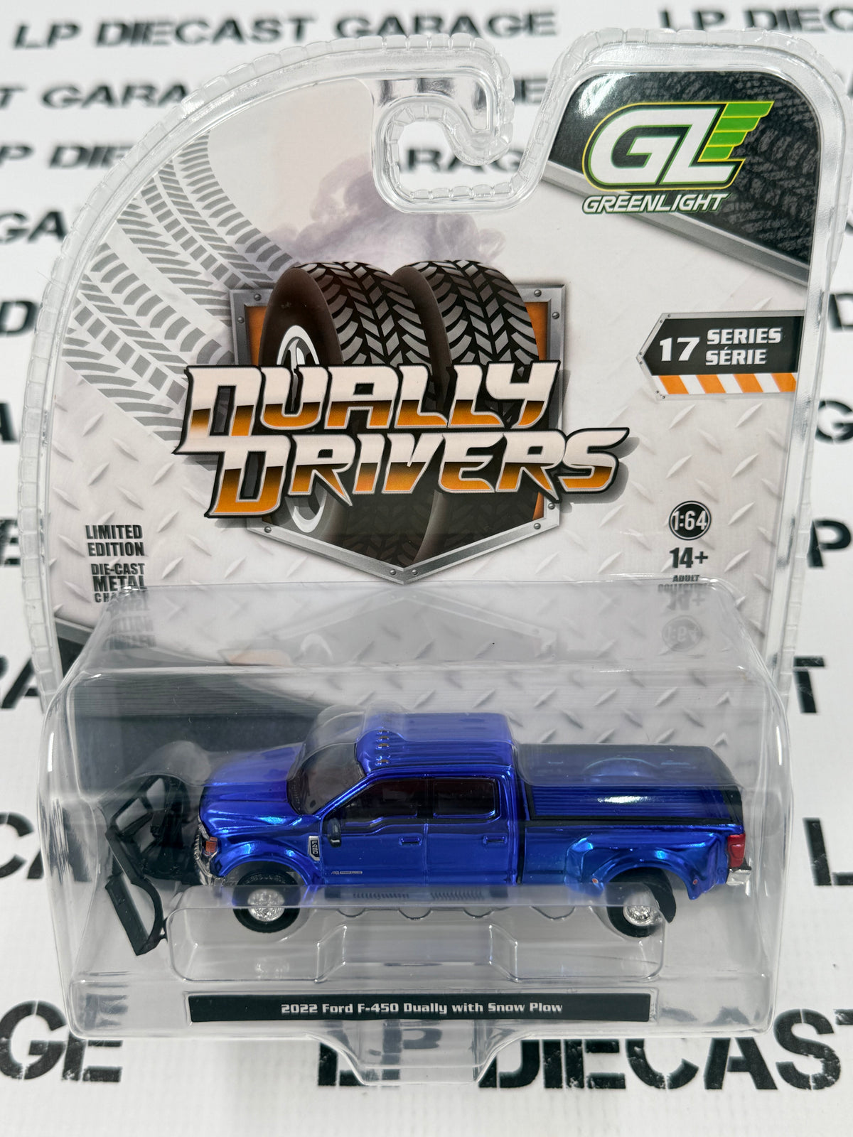CHROME CHASE GREENLIGHT 2022 Ford F-450 w/ Snow Plow Blue 1:64 Diecast Dually Drivers Series 17