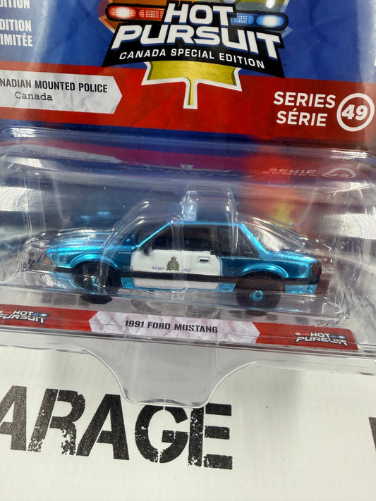 CHROME CHASE 1991 Ford Mustang Royal Canadian Mounted Police 1:64 Diecast Hot Pursuit