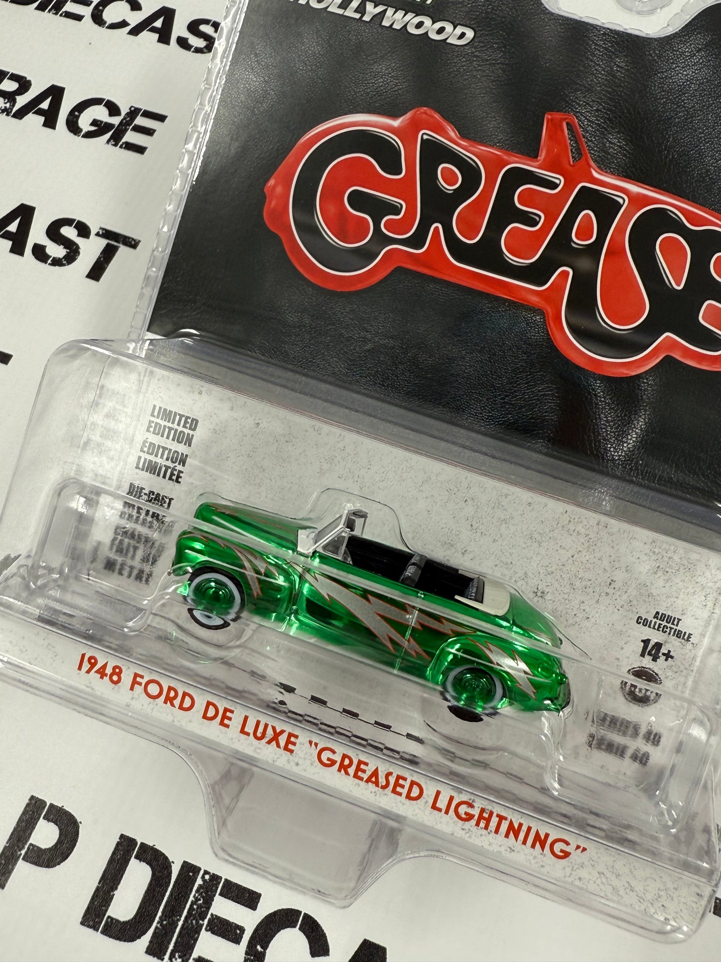 CHASE GREENLIGHT 1948 Ford Deluxe Greased Lightning 1:64 Diecast Hollywood