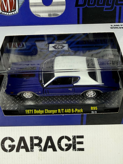 M2 1971 Dodge Charger R/T 440 Purple 1:64 Diecast Detroit Muscle
