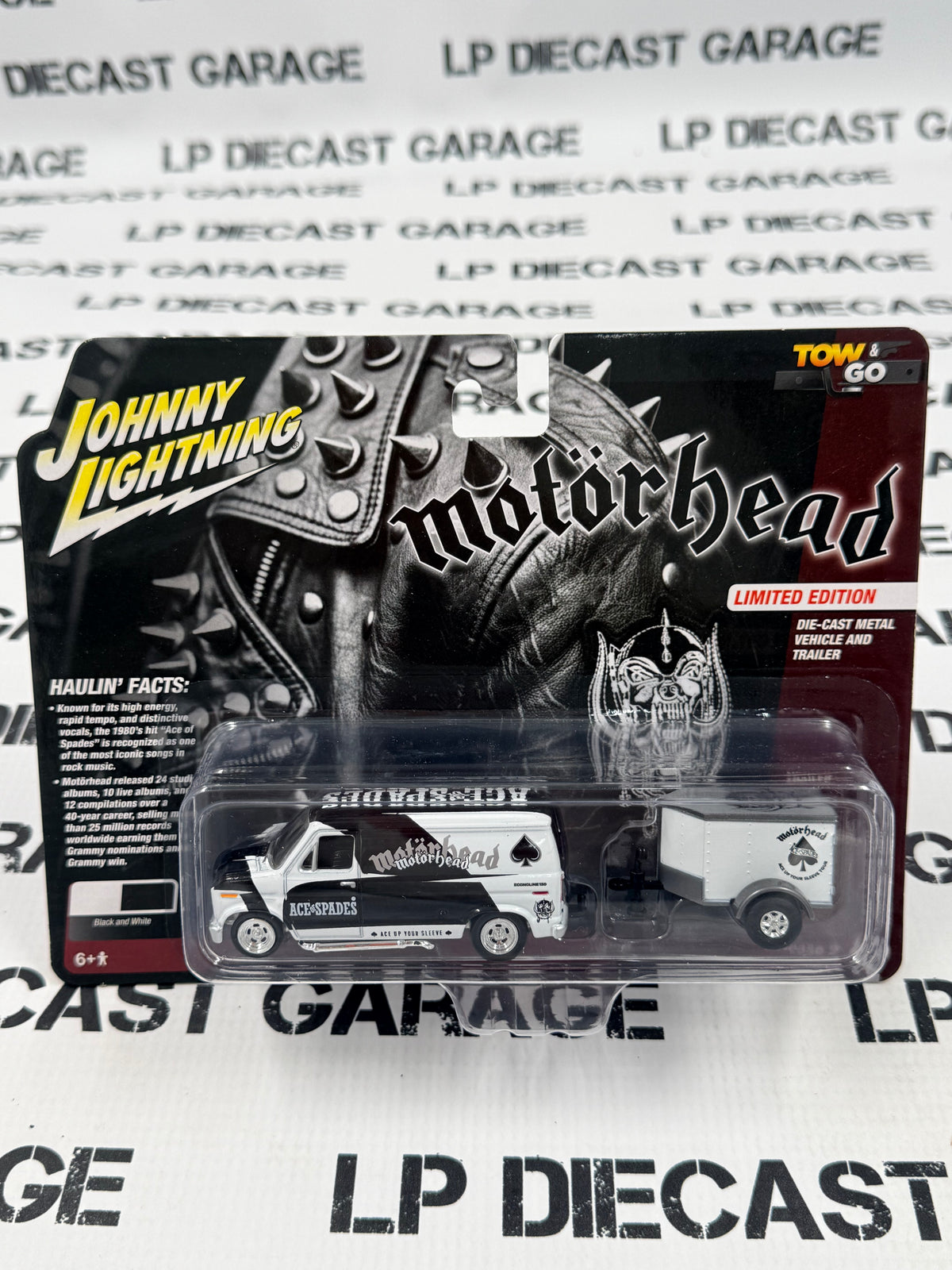 JOHNNY LIGHTNING 1977 Ford Van w/ Trailer Motorhead 1:64 Diecast Tow & Go