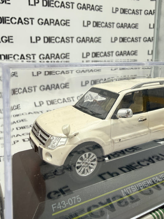FIRST43 2010 Mitsubishi Pajero 4WD White RHD 1:43 Diecast