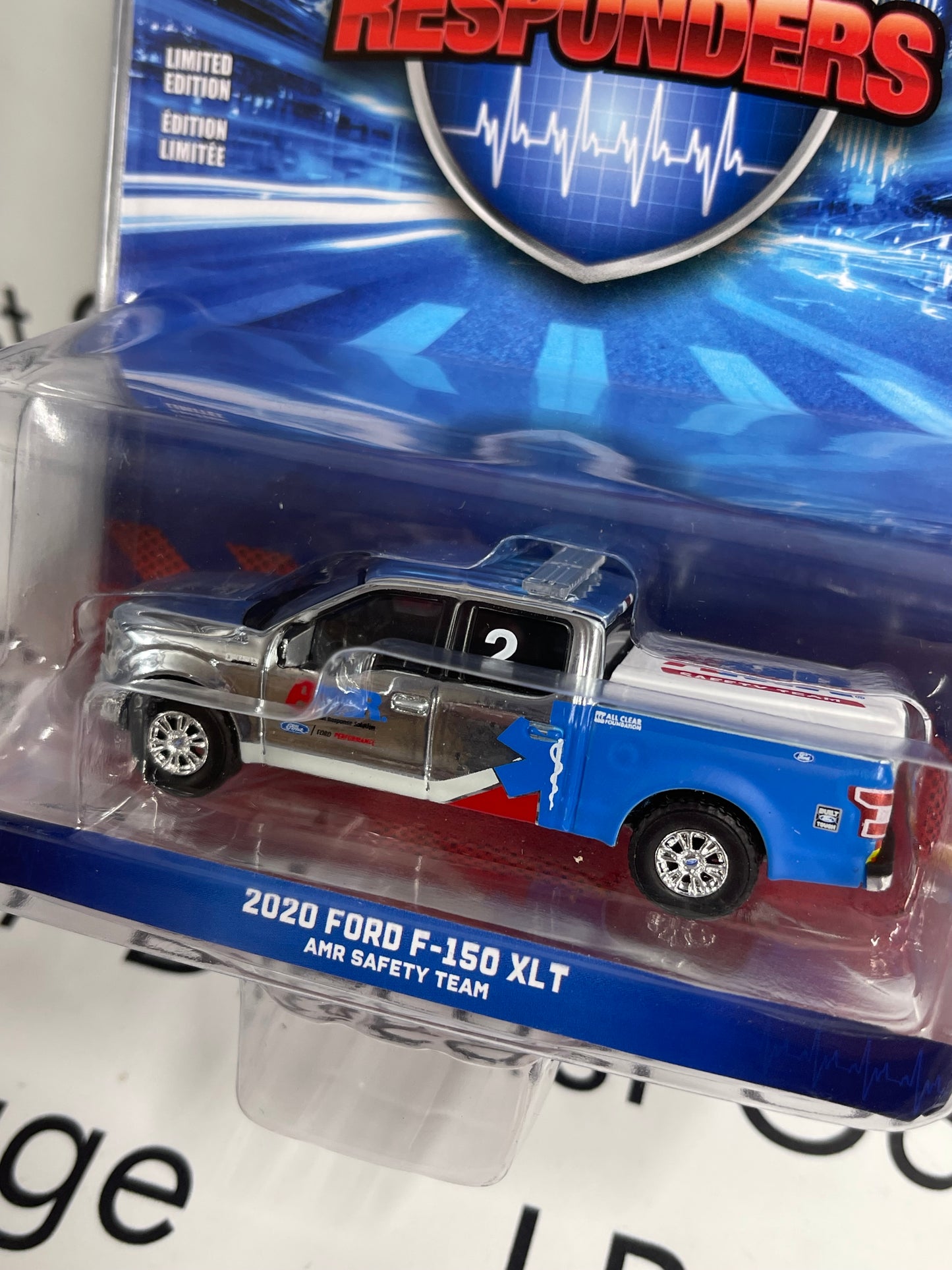 CHROME CHASE GREENLIGHT 2020 Ford F-150 XLT AMR Safety Team 1:64 Diecast First Responders