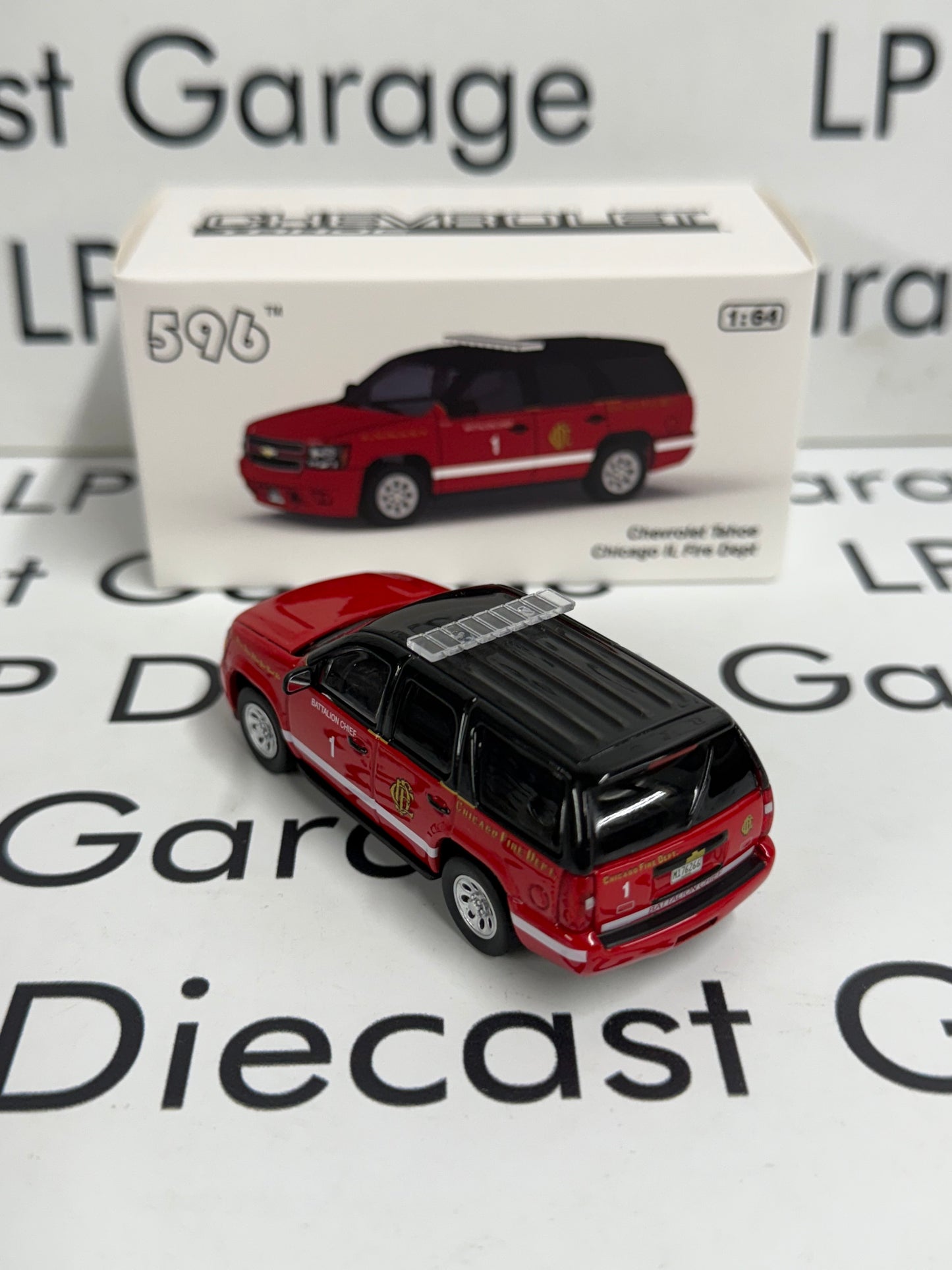 596 Model Chevrolet Tahoe Chicago Fire Dept 1:64 Diecast