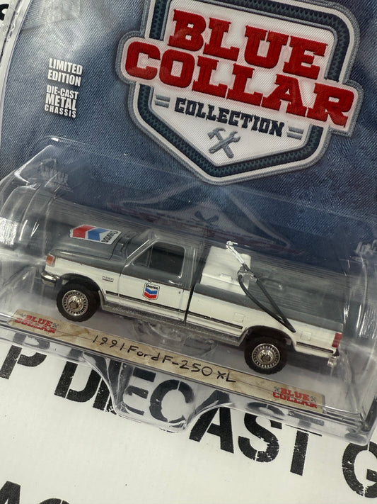 RAW CHASE GREENLIGHT 1991 Ford F-250 XL Chevron 1:64 Diecast Blue Collar
