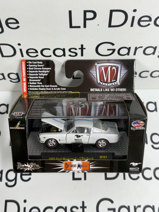 M2 1965 Ford Mustang 2+2 Fastback White 50 Years 1:64 Diecast