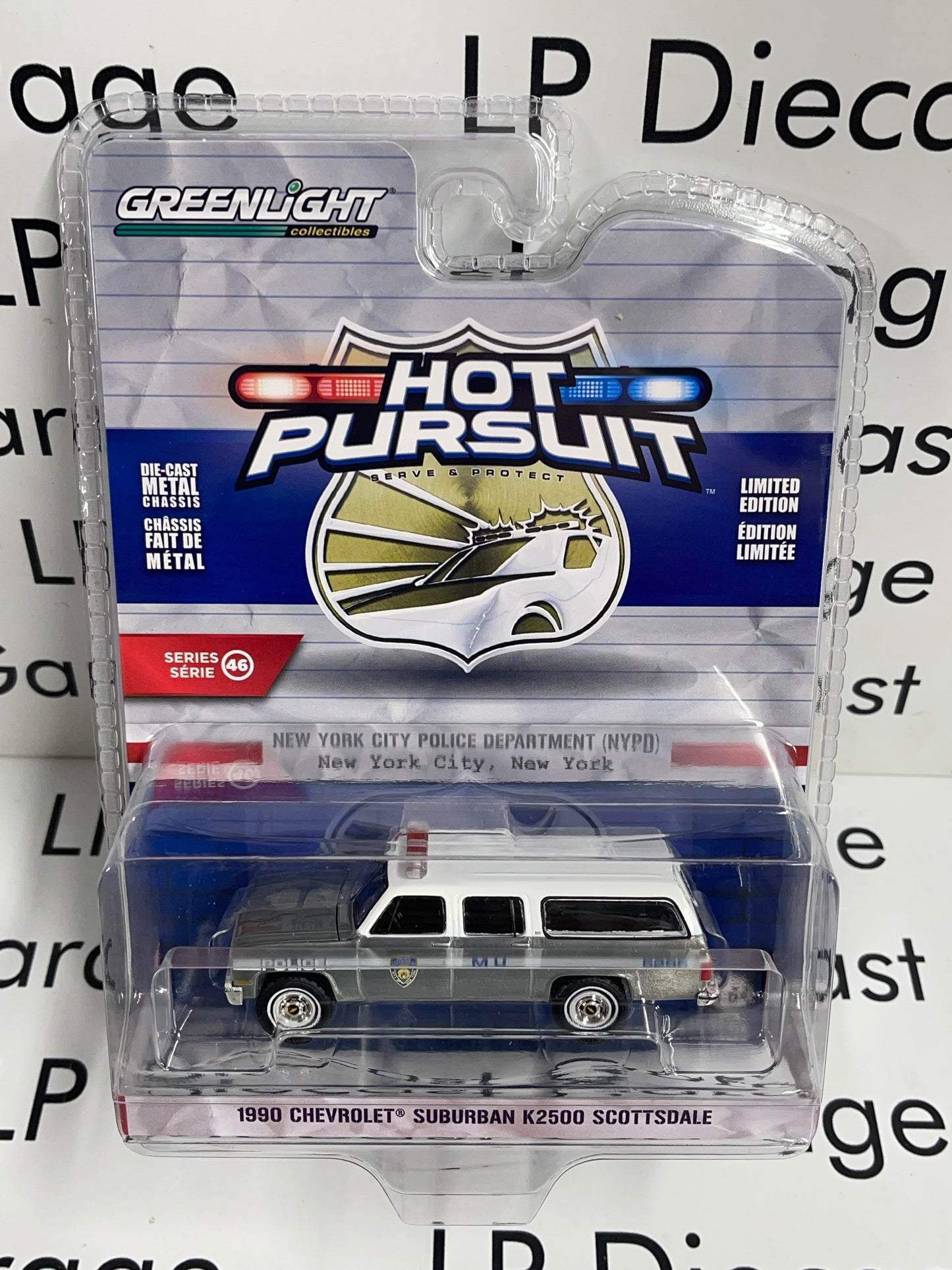 RAW CHASE GREENLIGHT 1990 Chevrolet Suburban K2500 NYPD Police 1:64 Diecast Hot Pursuit