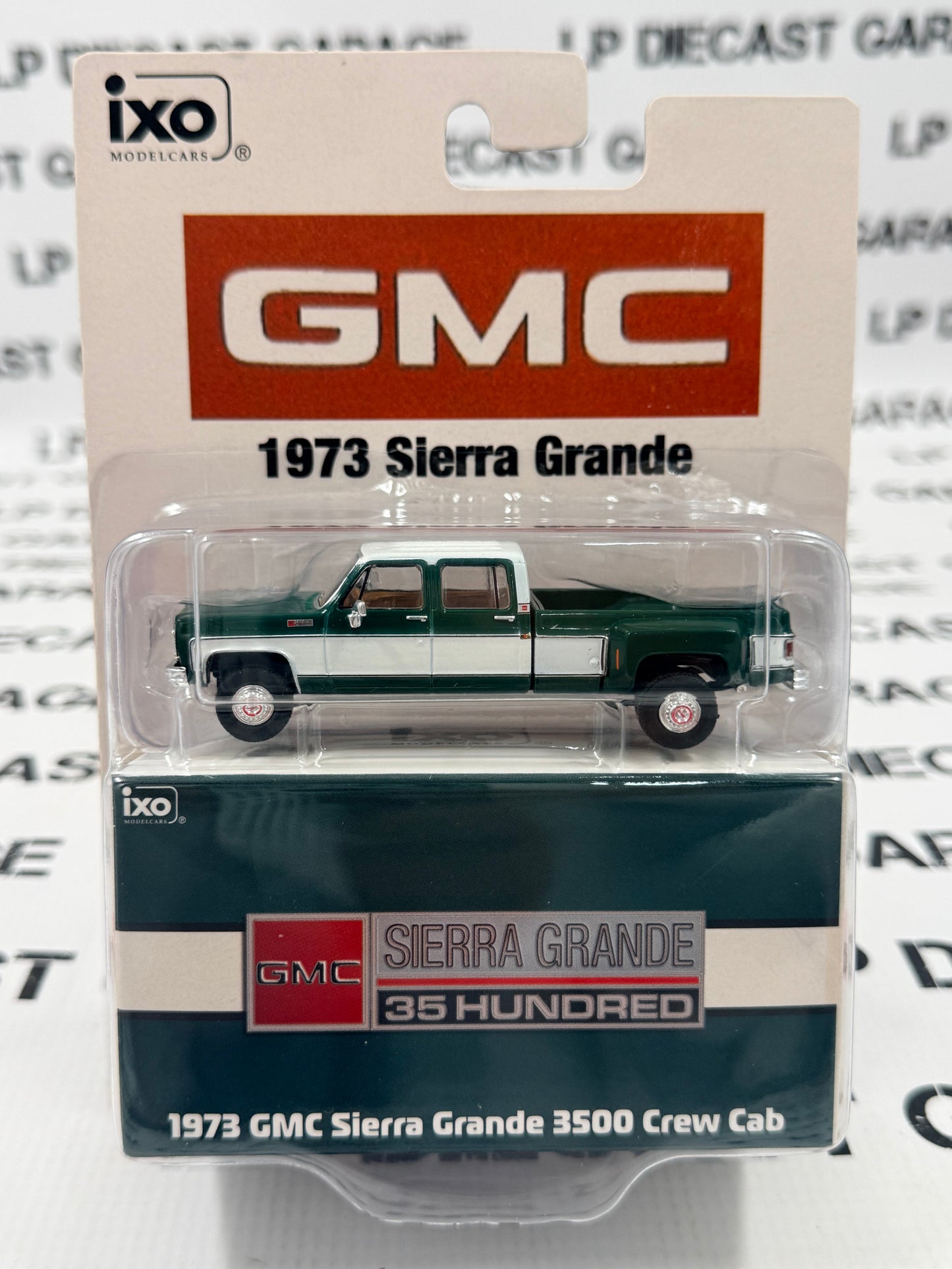 IXO Models 1973 GMC Sierra Grande 3500 Dually Green White 1:64 Diecast