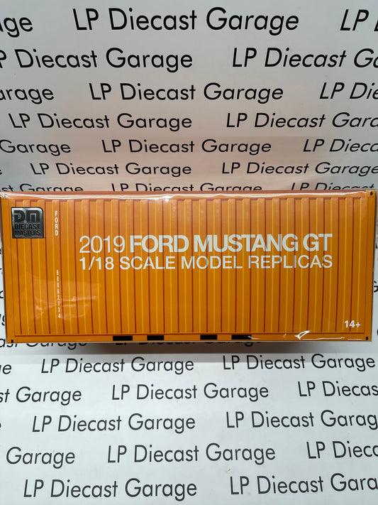 DIECAST MASTERS 2019 Ford Mustang GT Orange Fury 1:18 Diecast