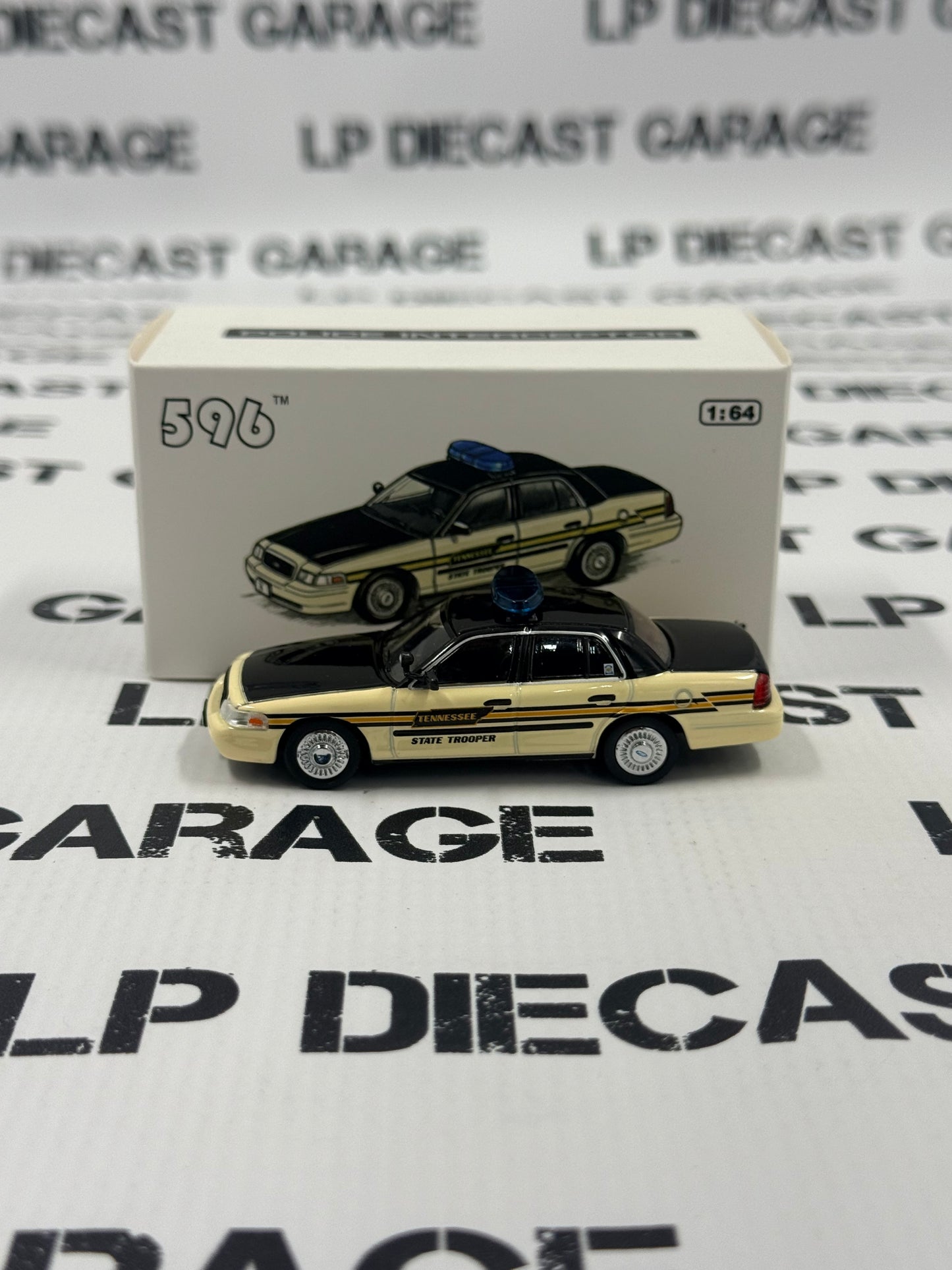 596 Model Ford Crown Victoria Tennessee State Trooper Police 1:64 Diecast