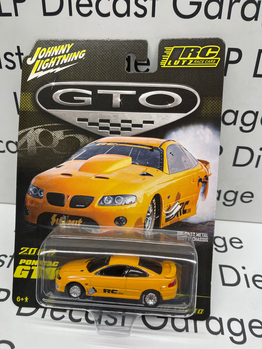 JOHNNY LIGHTNING 2006 Pontiac GTO Lutz Racing RC Yellow Drag Car Exclusive 1:64 Diecast