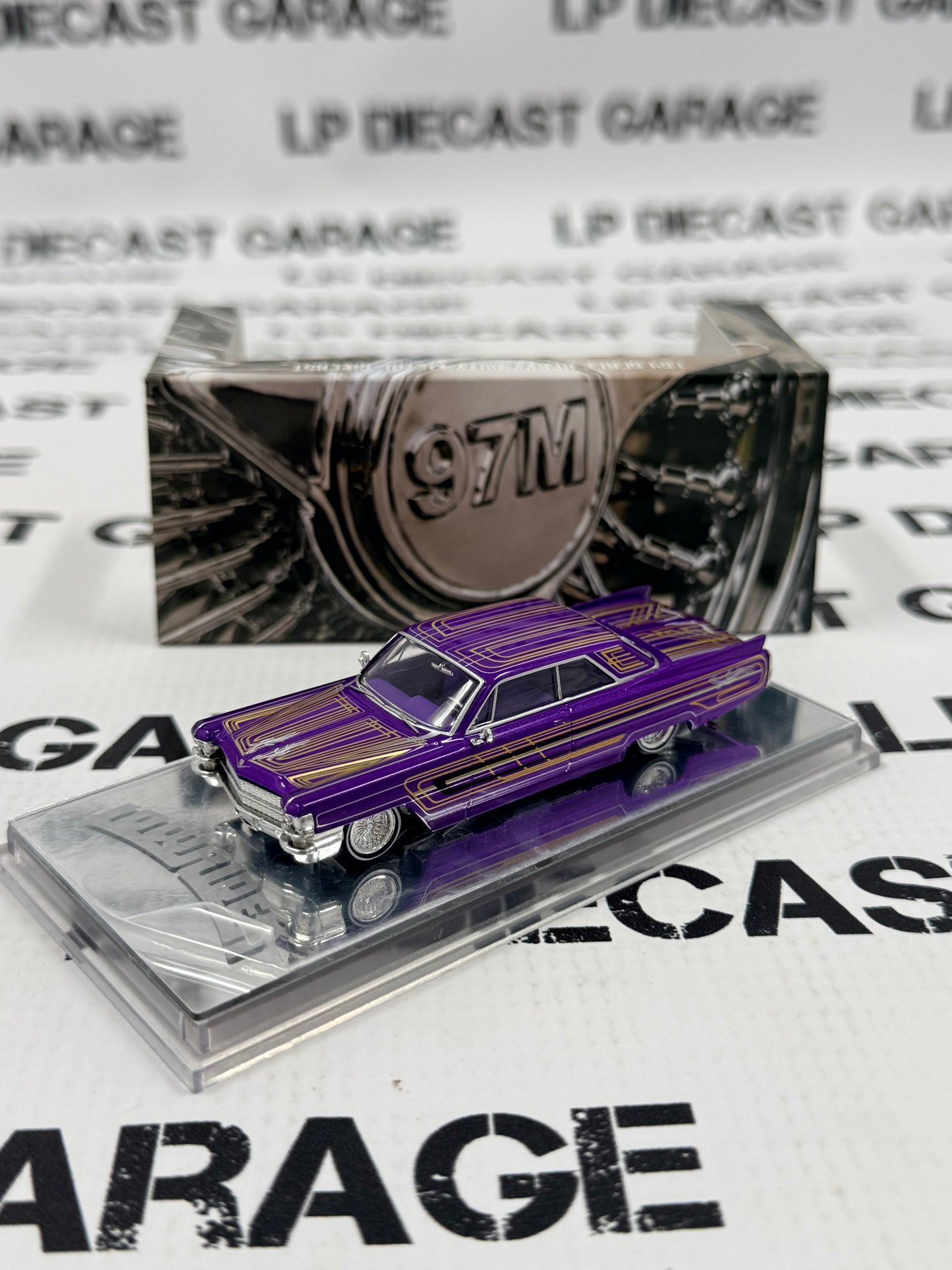 97M Custom Lowriders 1964 Cadillac Coupe Deville Purple 1:64 Diecast Adjustable Suspension