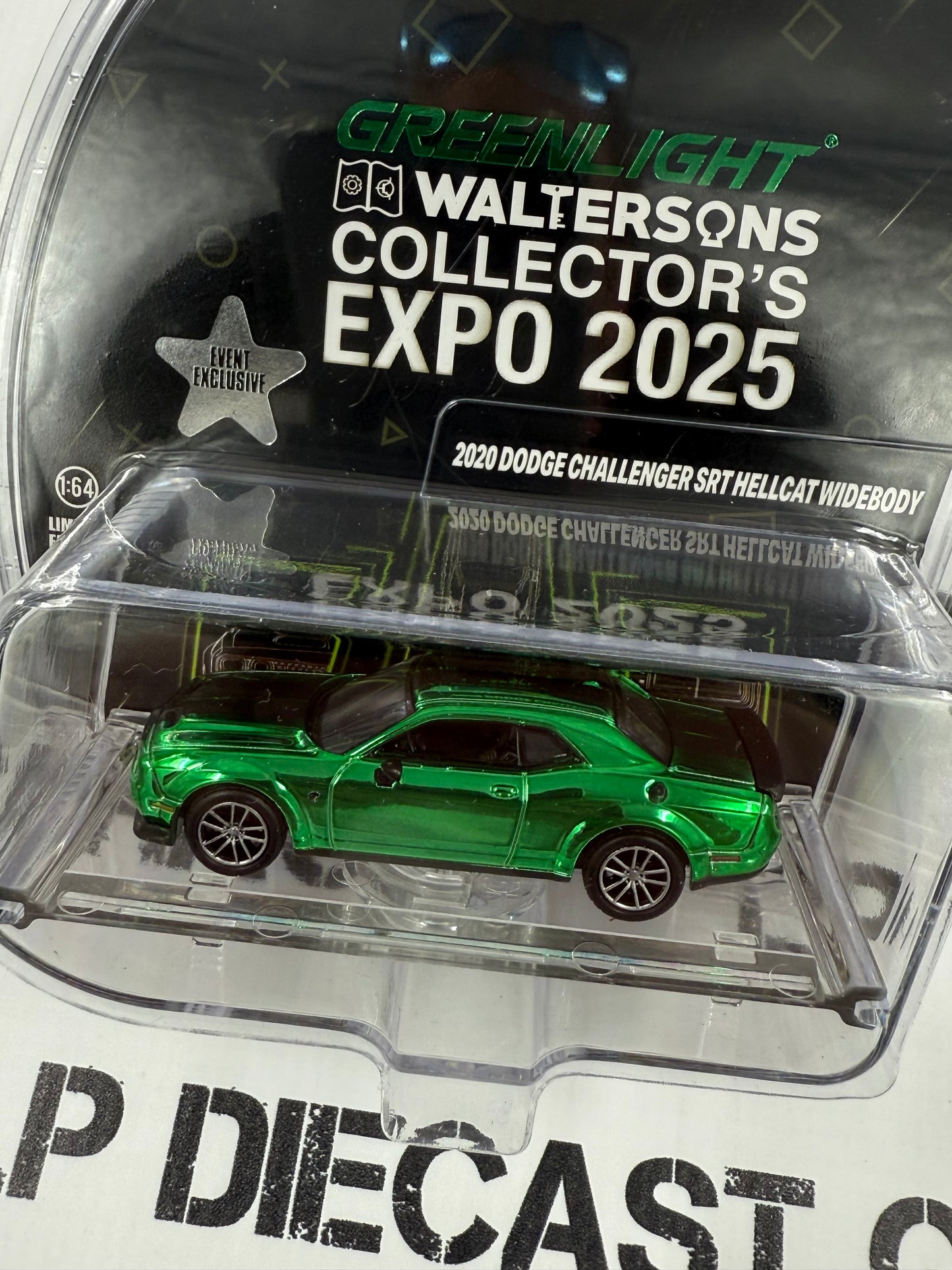 CHASE GREENLIGHT 2020 Dodge Challenger SRT Hellcat Green 1:64 Diecast 2025 Expo Exclusive