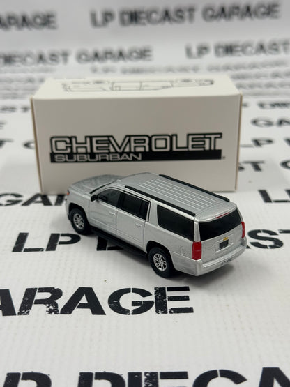 MODEL TRUCK 2015 Chevrolet Suburban Silver 1:64 Diecast SUV