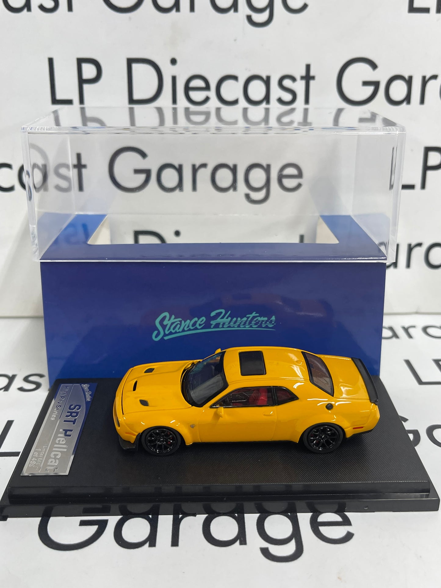 STANCE HUNTERS 2023 Dodge Challenger SRT Hellcat Yellow 1:64 Diecast
