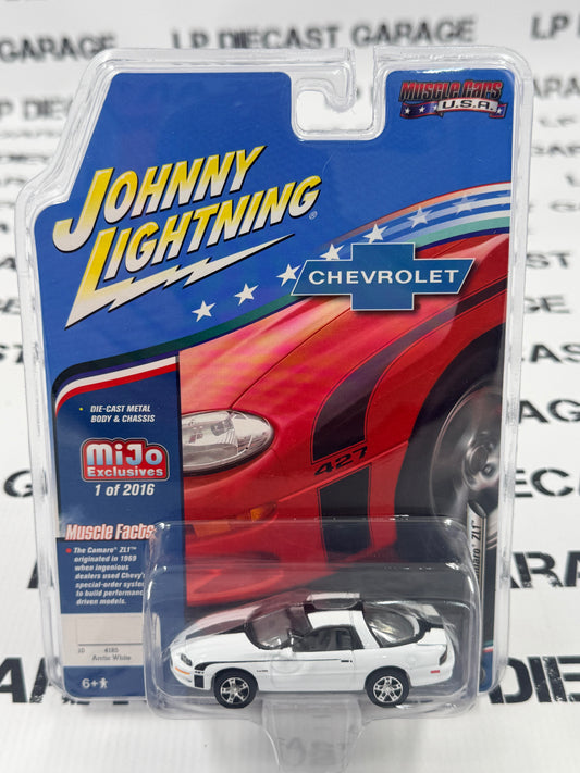 JOHNNY LIGHTNING 2002 Chevy Camaro ZL1 White 1:64 Diecast MiJo