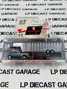 RAW CHASE GREENLIGHT 1993 Dodge Ram W350 White w/ Livestock Trailer 1:64 Diecast OBT Exclusive