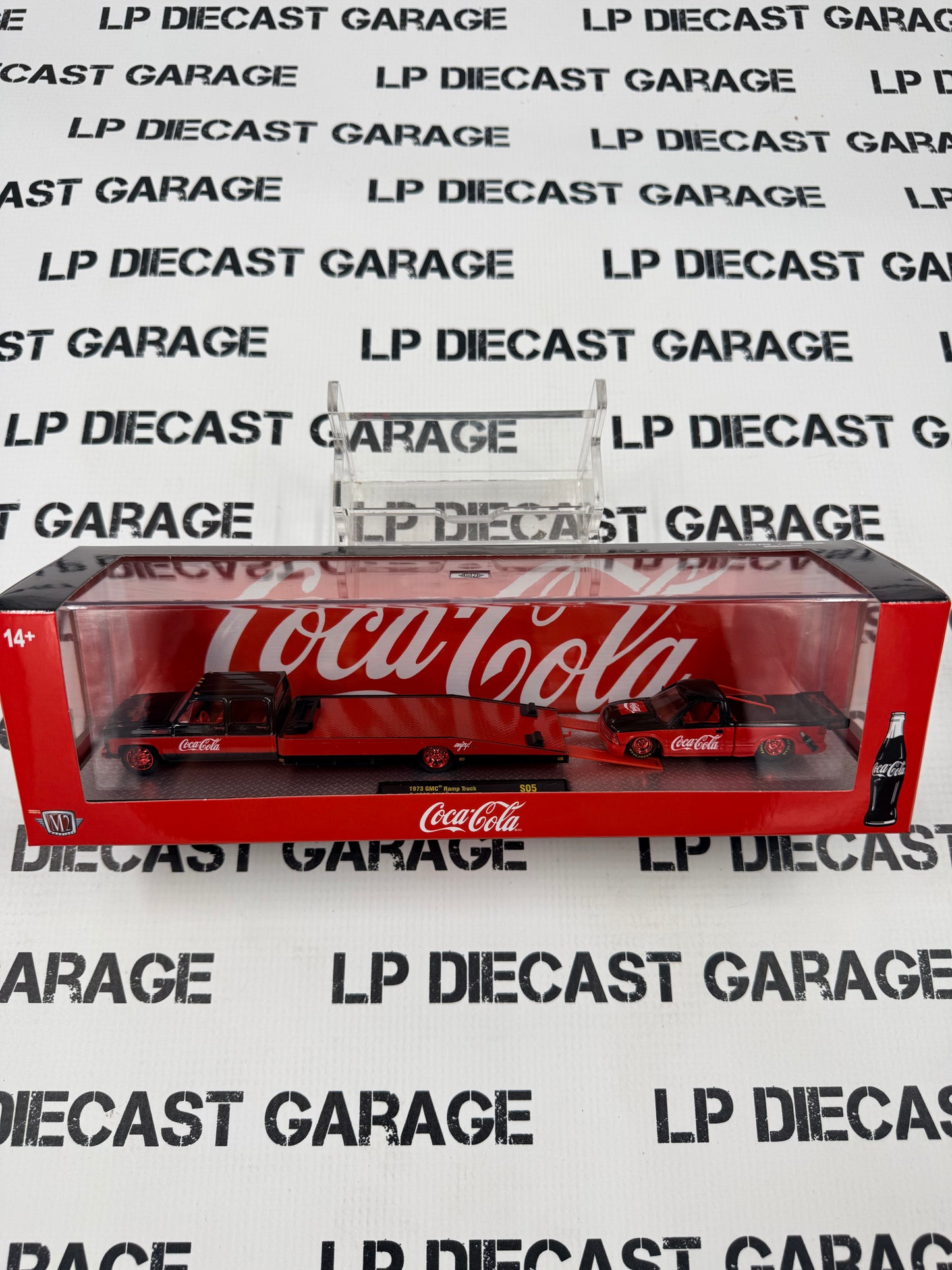 CHASE M2 Haulers 1973 GMC Ramp Truck + GMC Sonoma Coca Cola 1:64 Diecast